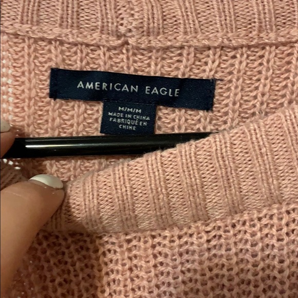 American Eagle Sweater Pink - Picture 2 of 4